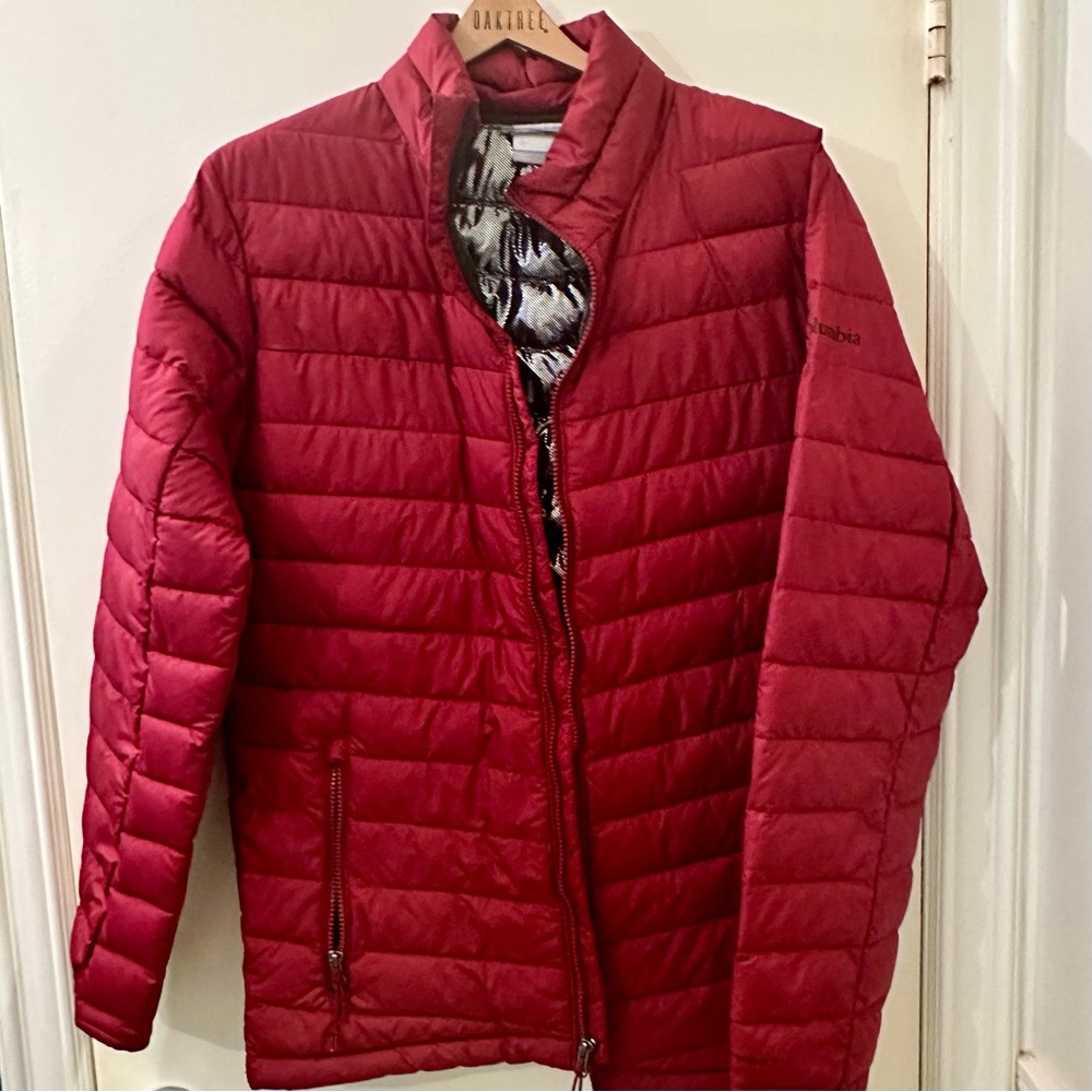 Columbia Red Puffer Jacket Lightweight Quilted Design